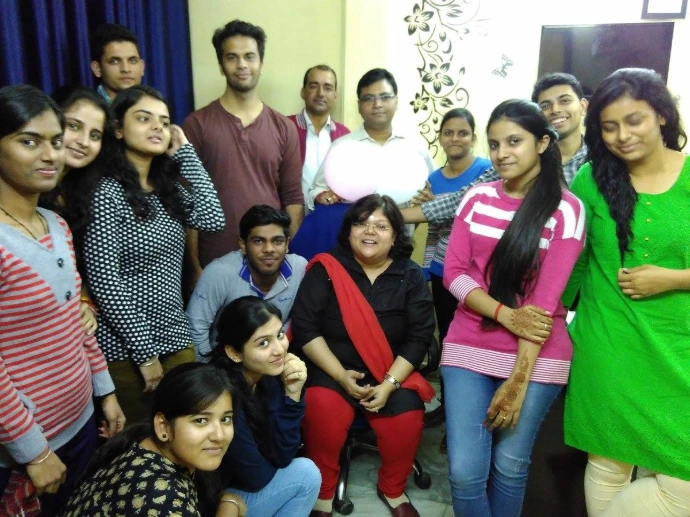 class 11 accounts tuition Vasundhara class 12 accounts tuition Vasundhara